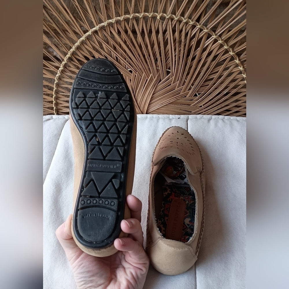 Hush Puppies Tan Leather Loafers_8.5 - Picture 4 of 10